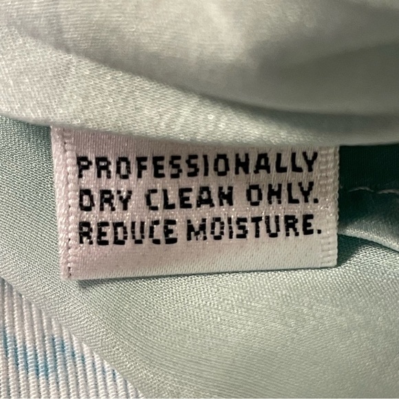 ST. JOHN COLLECTION by MARIE GRAY Floral Pleated Midi Skirt - Picture 4 of 4